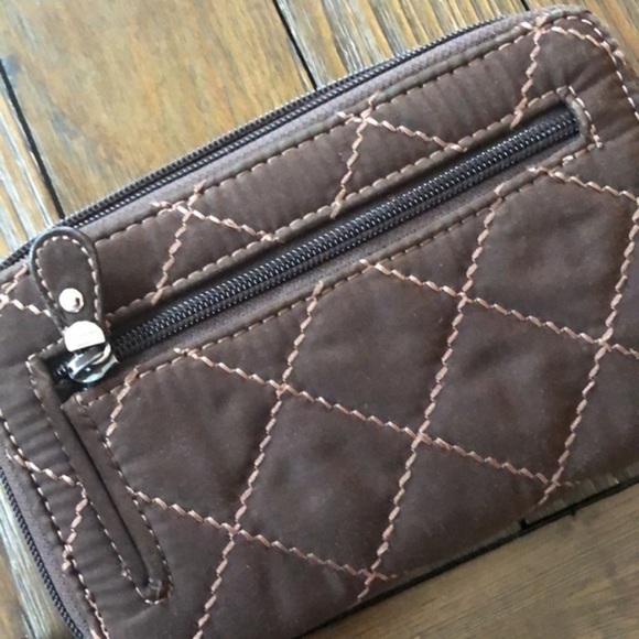 Vera Bradley brown quilted zippered wallet clutch - Picture 3 of 7